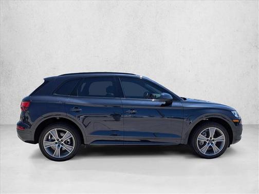 Moonlight Blue Metallic 2020 Audi Q5 45 Prestige