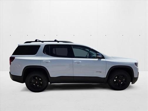 2023 GMC Acadia AWD AT4