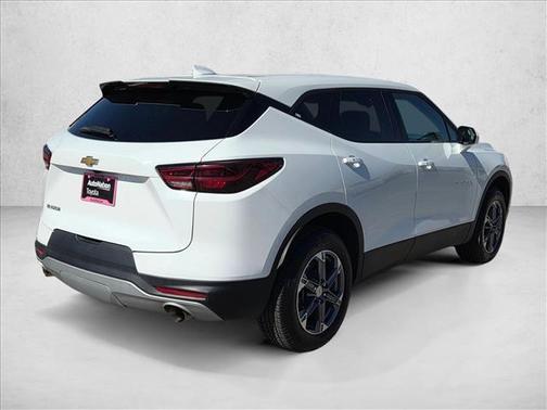 Summit White 2025 Chevrolet Blazer 2LT