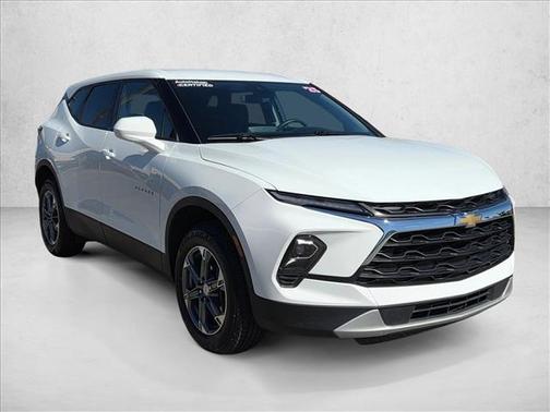 Summit White 2025 Chevrolet Blazer 2LT