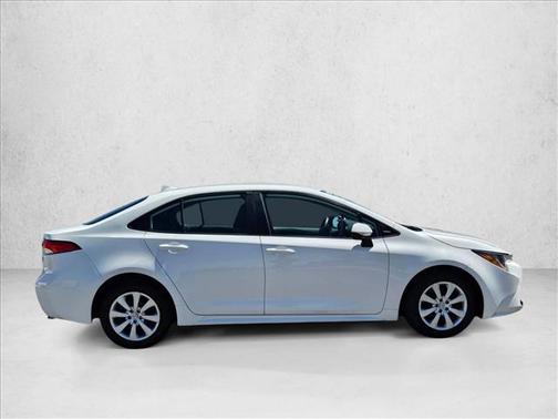 Ice Cap 2023 Toyota Corolla LE