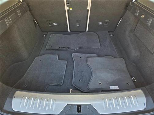 2019 Land Rover Range Rover Velar P380 SE R-Dynamic