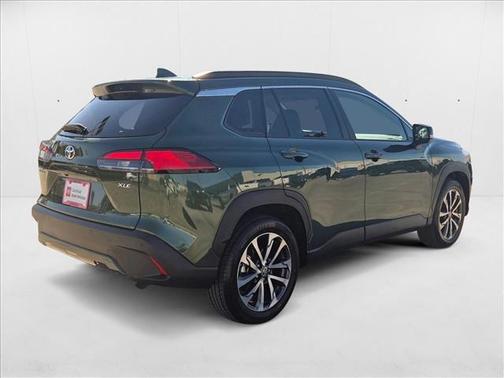 2024 Toyota Corolla Cross XLE