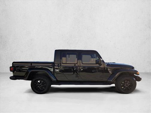 2022 Jeep Gladiator Altitude 4x4