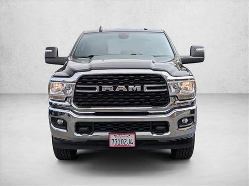 Diamond Black Crystal Pearlcoat 2024 RAM 2500 Big Horn Crew Cab 4x4 6'4' Box