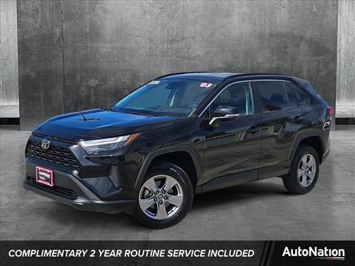 2023 Toyota RAV4 XLE