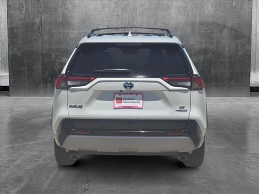 2022 Toyota RAV4 Hybrid SE