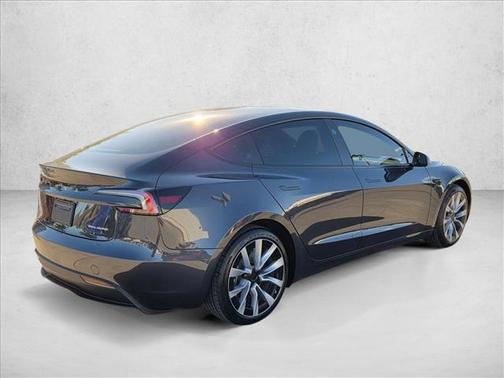 2025 Tesla Model 3 Long Range