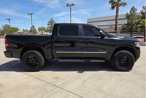 Diamond Black Crystal Pearlcoat 2019 RAM 1500 Big Horn