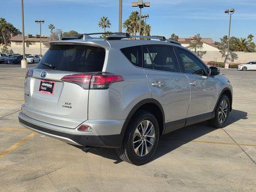 2016 Toyota RAV4 Hybrid XLE