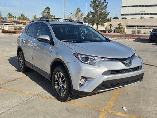 2016 Toyota RAV4 Hybrid XLE