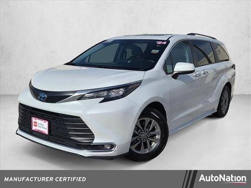 2024 Toyota Sienna XLE