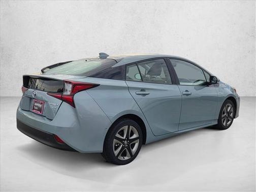 2020 Toyota Prius XLE