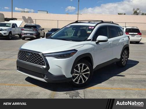 Wind Chill Pearl 2023 Toyota Corolla Cross XLE