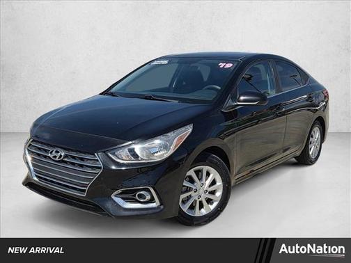 Absolute Black Pearl 2019 Hyundai Accent SEL