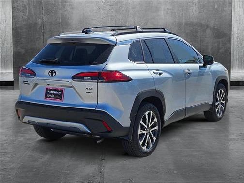 2025 Toyota Corolla Cross XLE