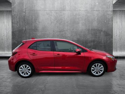 2024 Toyota Corolla Hatchback SE