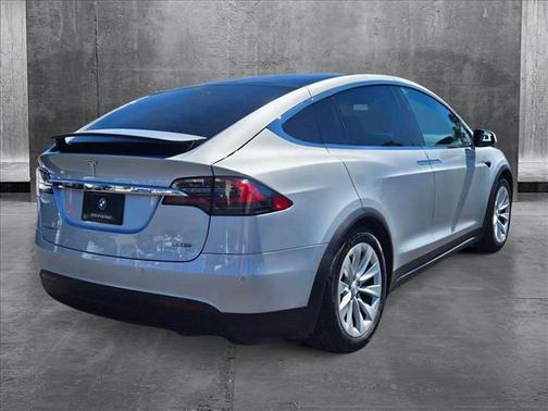 2017 Tesla Model X 75D