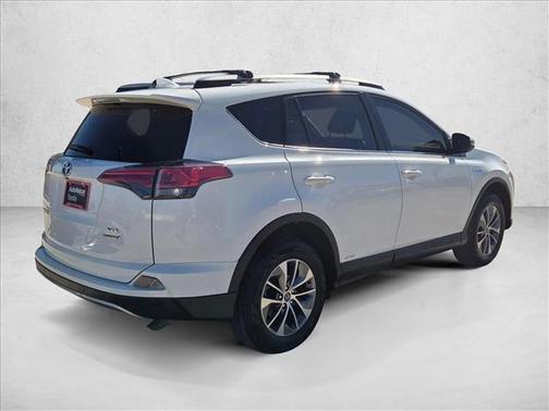 2017 Toyota RAV4 Hybrid XLE