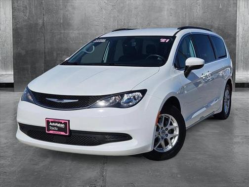 2021 Chrysler Voyager LXI