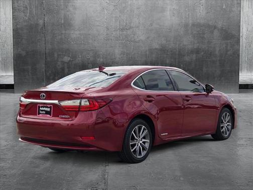 2017 Lexus ES 300h Base