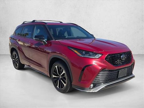 2022 Toyota Highlander XSE