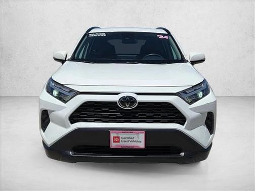Ice Cap 2024 Toyota RAV4 XLE