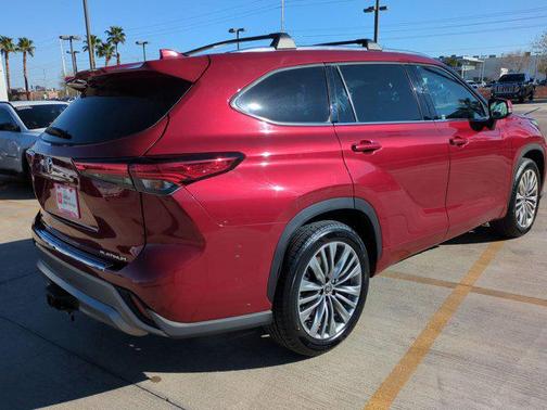 2021 Toyota Highlander Platinum