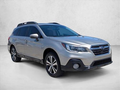 Tungsten Metallic 2019 Subaru Outback 2.5i Limited