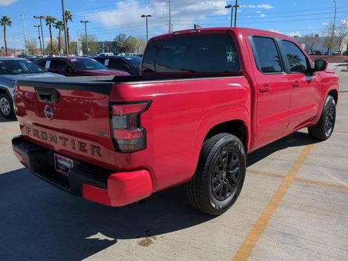 2022 Nissan Frontier SV