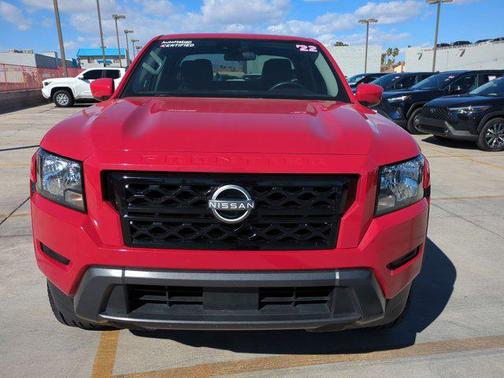 2022 Nissan Frontier SV