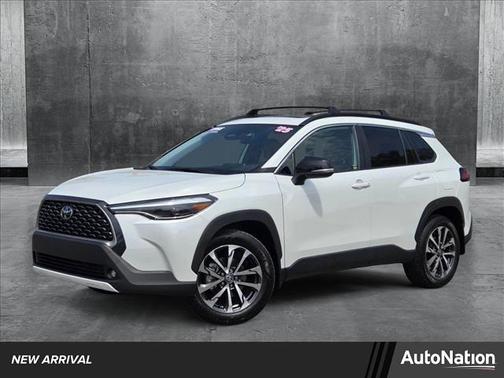 2025 Toyota Corolla Cross XLE