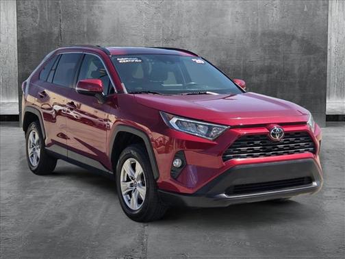 2020 Toyota RAV4 XLE
