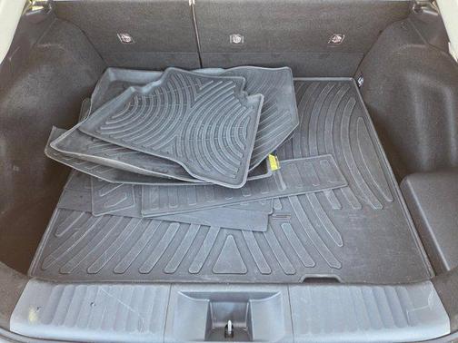 2023 Toyota Prius XLE