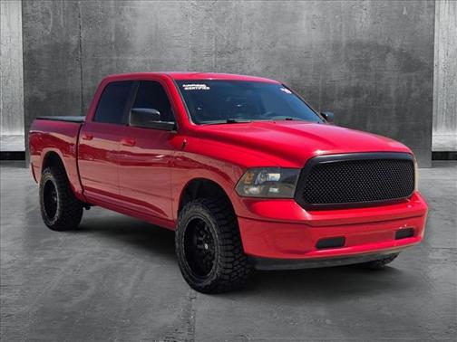 2019 RAM 1500 SLT