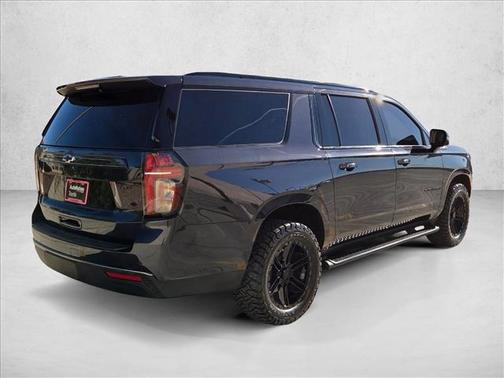 2022 Chevrolet Suburban 4WD Z71