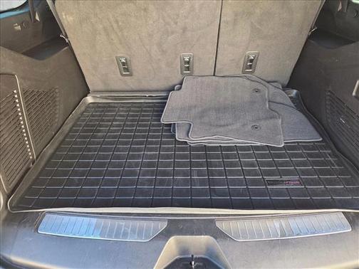 2022 Chevrolet Suburban 4WD Z71