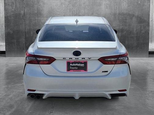 2021 Toyota Camry Hybrid XSE