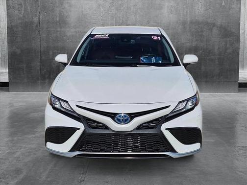 2021 Toyota Camry Hybrid XSE