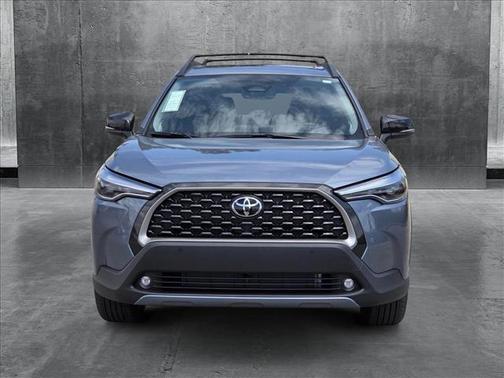 2025 Toyota Corolla Cross XLE
