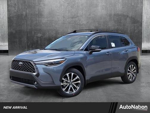 2025 Toyota Corolla Cross XLE