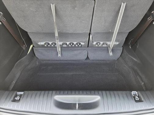 Diamond Black Crystal Pearlcoat 2025 Chrysler Voyager LX