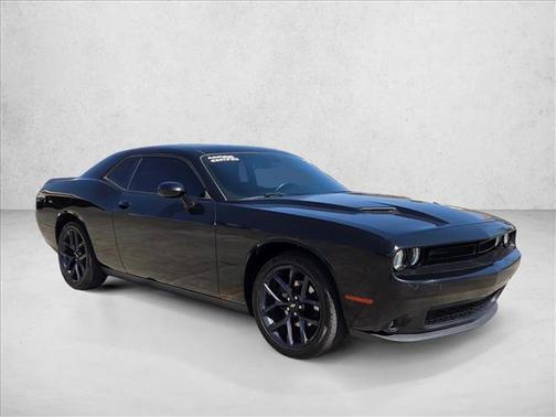 Pitch Black Clearcoat 2019 Dodge Challenger SXT