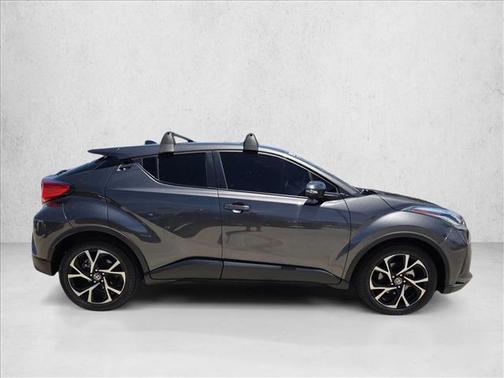Magnetic Gray Metallic 2022 Toyota C-HR XLE
