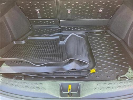 Magnetic Gray Metallic 2022 Toyota C-HR XLE
