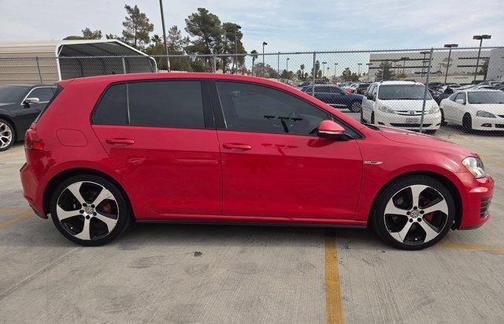 2017 Volkswagen Golf GTI 2.0T S 4-Door