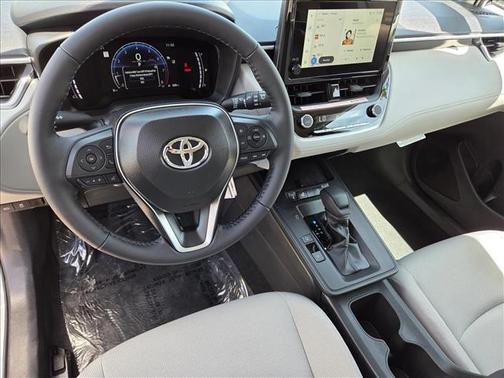 Wind Chill Pearl 2026 Toyota Corolla Cross LE