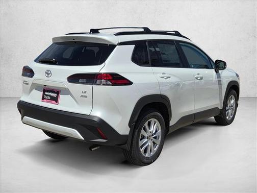 Wind Chill Pearl 2026 Toyota Corolla Cross LE