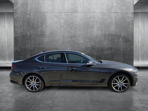2023 Genesis G70 2.0T AWD