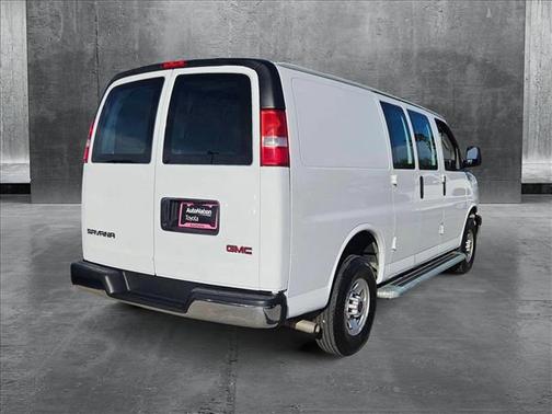 2022 GMC Savana 2500 Work Van
